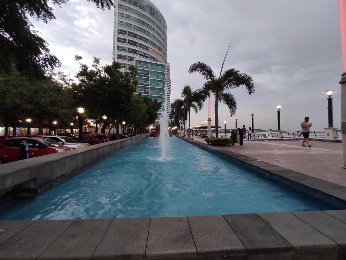 Suite Riverfront Puerto Santa Ana Guayaquil Exterior foto