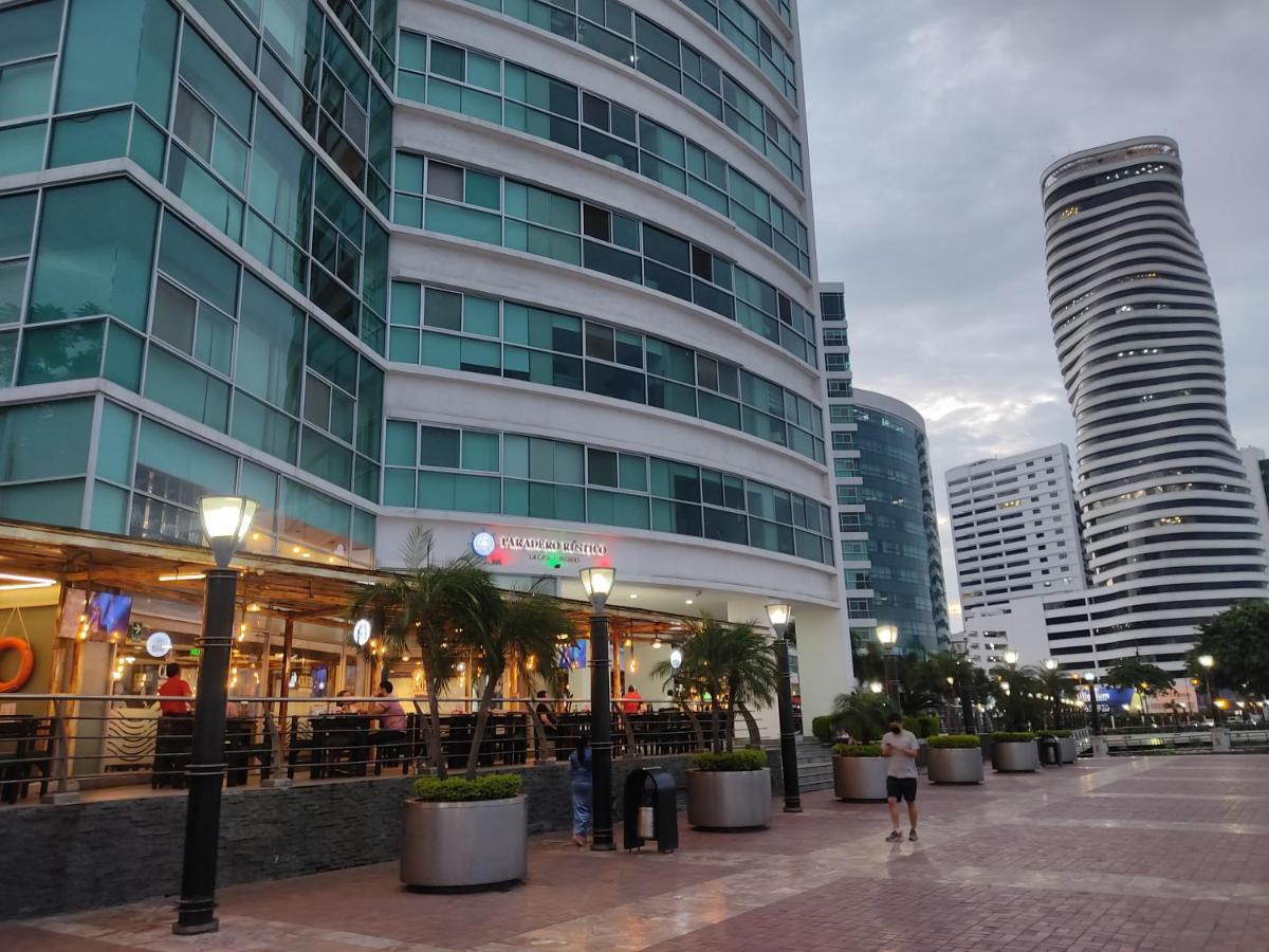 Suite Riverfront Puerto Santa Ana Guayaquil Exterior foto