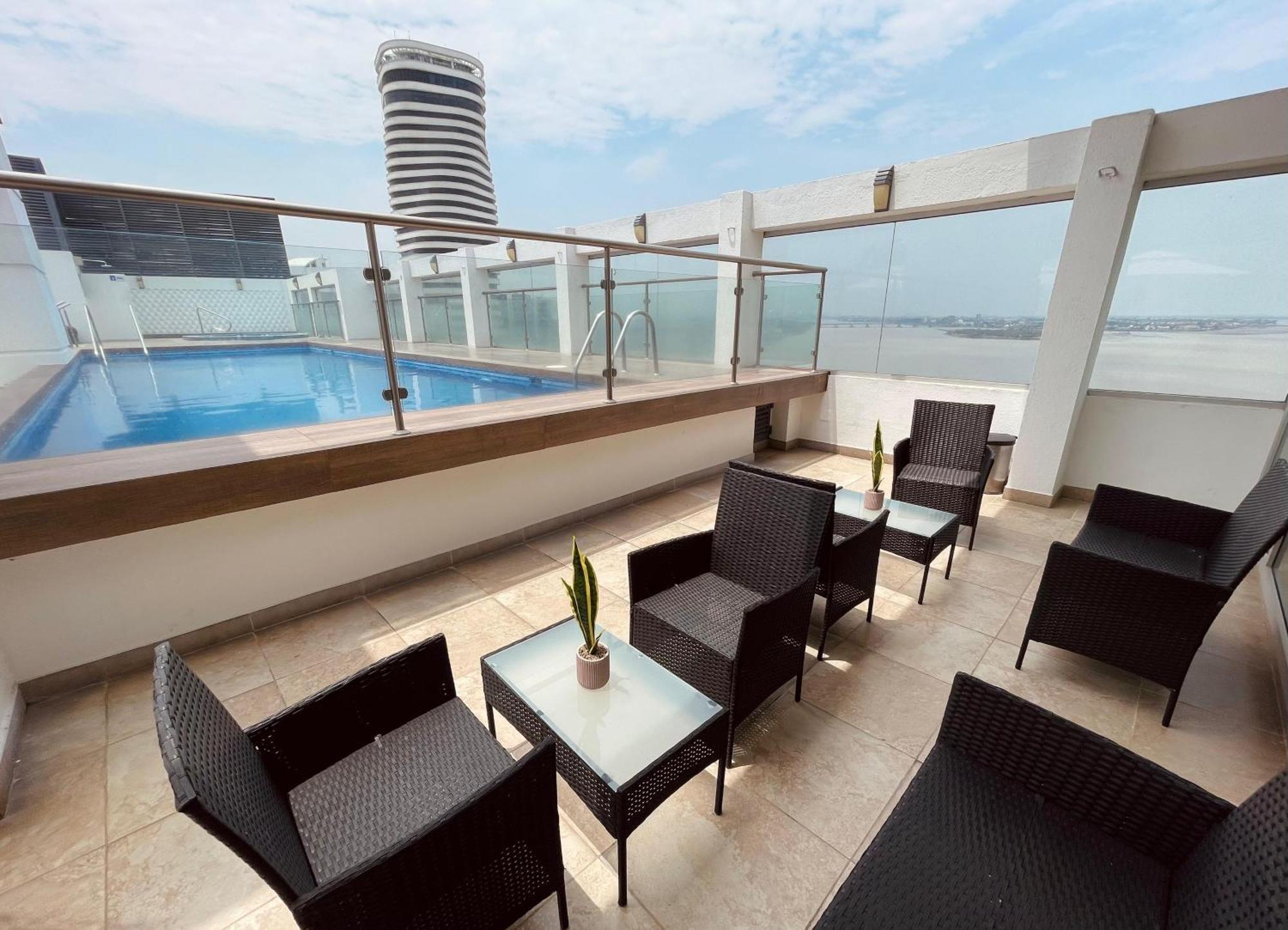 Suite Riverfront Puerto Santa Ana Guayaquil Exterior foto