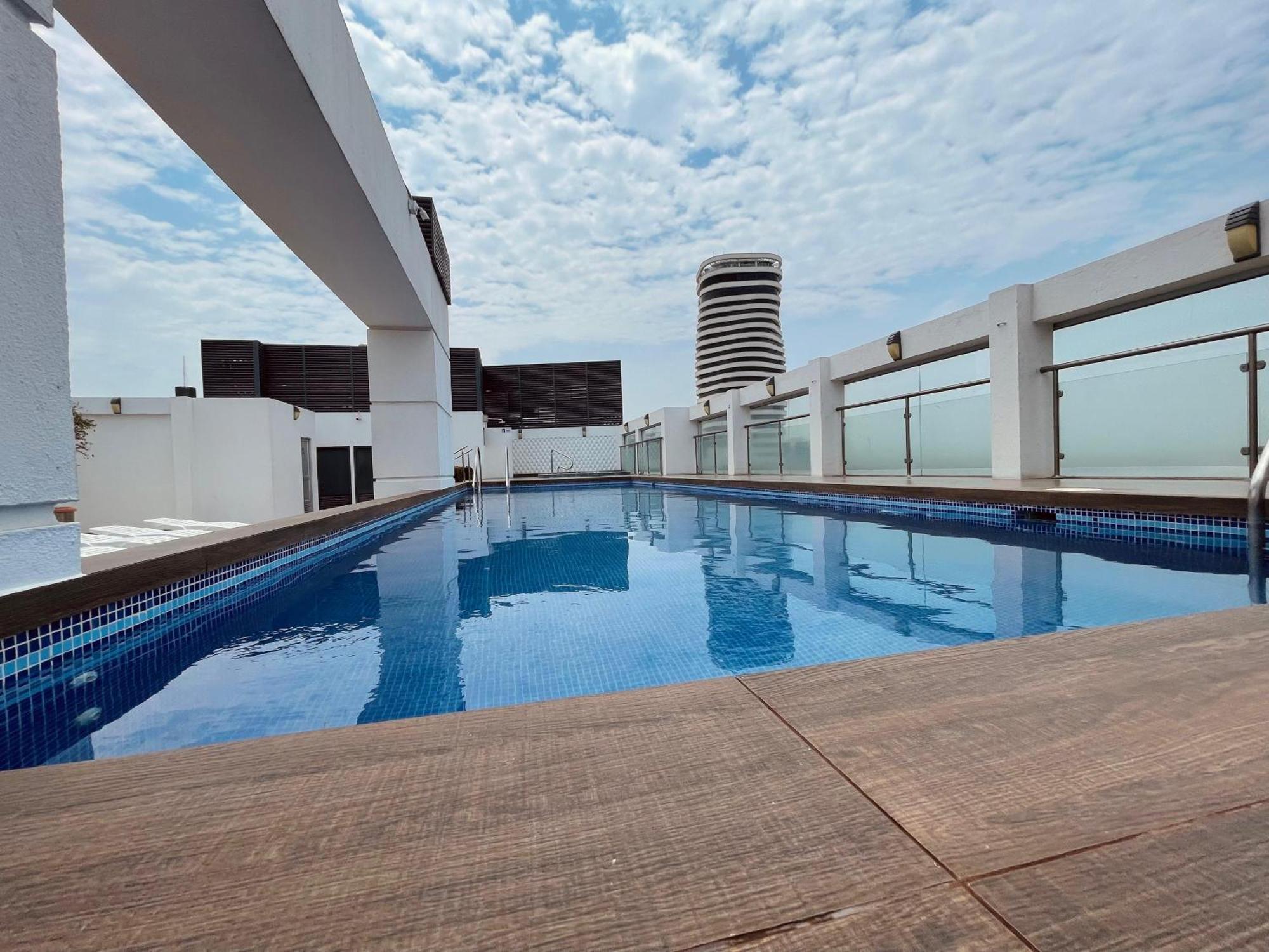 Suite Riverfront Puerto Santa Ana Guayaquil Exterior foto